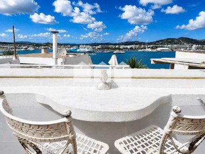 Bar en venta en Ibiza, La Marina, con baño