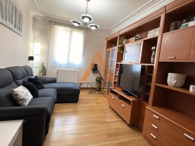 Piso en venta en Bilbao, San Ignacio, con 3 dormitorios y 2 baños