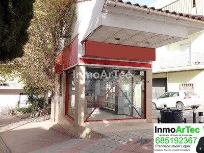 Locales en venta en Illora, Illora, con aseo