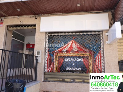 Locales en alquiler en Illora, con baño