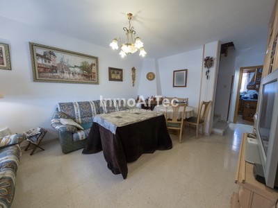 Casa en venta en Obeilar, con 2 dormitorios, baño, 2 plazas de garaje, trastero y terreno