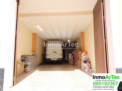 Locales en venta en Illora