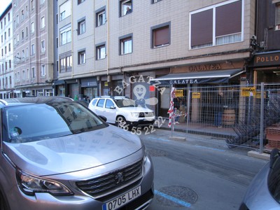 Locales en venta en Barakaldo, Santa Teresa, con baño