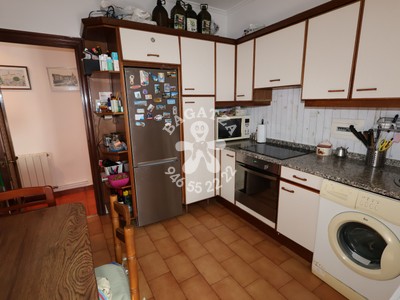 Piso en venta en Barakaldo, Burceña, con 2 dormitorios y baño