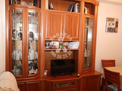Piso en venta en Barakaldo, Santa Teresa, con 3 dormitorios, baño, trastero y balcón