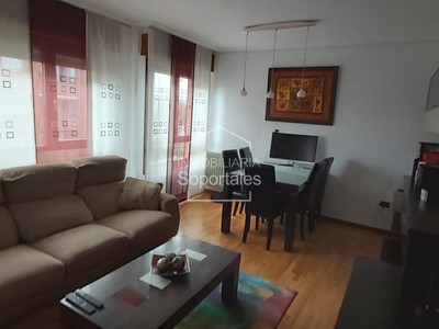 Piso en venta en Logroño, Cascajos, con 3 dormitorios, 2 baños, plaza de garaje y trastero
