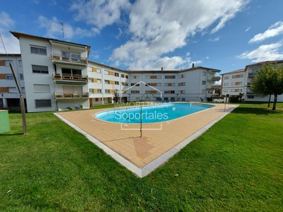 Piso en venta en Logroño, Avd Madrid, con 3 dormitorios, baño y 2 terrazas