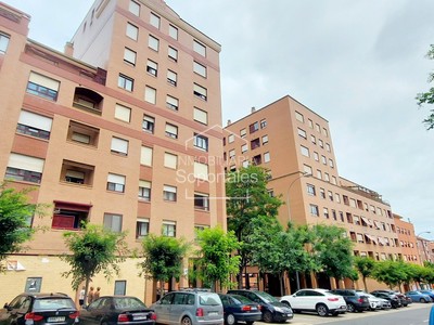 Piso en venta en Logroño, Oeste, con 3 dormitorios, 2 baños, plaza de garaje, trastero y terraza