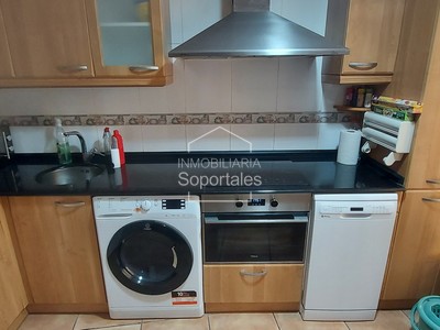 Apartamento en venta en Logroño, Av. De La Paz, con 2 dormitorios y baño