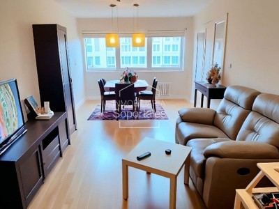 Apartamento en venta en Logroño, El Arco, con 2 dormitorios, baño, plaza de garaje y trastero