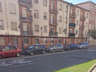 Apartamento en venta en Logroño, Centro, con 2 dormitorios y baño