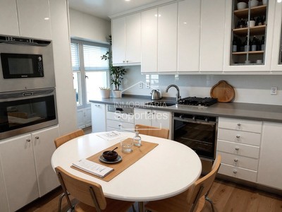 Piso en venta en Logroño, Centro, con 4 dormitorios y baño