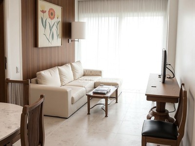 Piso en venta en Logroño, Universidad, con 3 dormitorios, baño, trastero y terraza