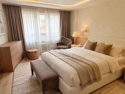 Piso en venta en Logroño, Centro, con 3 dormitorios, baño y 2 terrazas