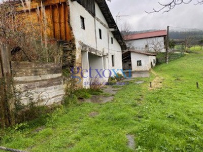 Chalet en venta en Mungia, con terreno