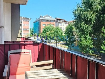 Piso en venta en Las Arenas, con 4 dormitorios, 2 baños, plaza de garaje y 2 terrazas