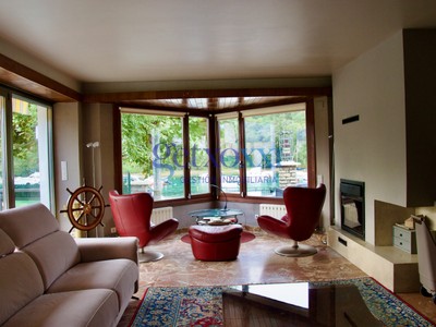 Chalet en venta en Plentzia, con 5 dormitorios, 4 baños, aseo, 4 plazas de garaje, trastero, 2 terrazas y terreno