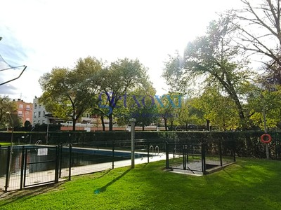 Piso en venta en Leioa, Zarrageta, con 4 dormitorios, 2 baños, plaza de garaje, trastero y 2 terrazas