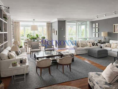 Piso en venta en Leioa, Artaza, con 4 dormitorios, 2 baños, plaza de garaje, balcón y terraza