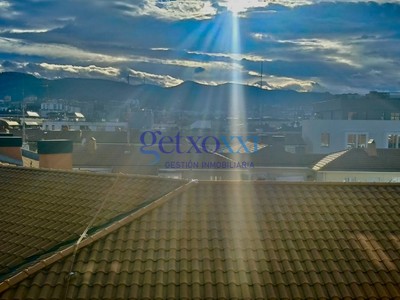 Piso en venta en Getxo, Romo, con 2 dormitorios, baño y balcón
