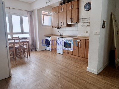 Piso en venta en Getxo, con 2 dormitorios y baño