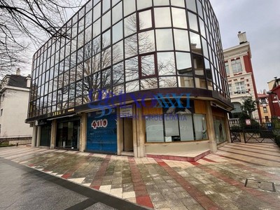 Oficina en venta en Las Arenas, Zugazarte, con 2 baños