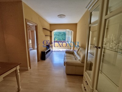 Piso en venta en Las Arenas, con 3 dormitorios y baño