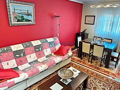 Piso en venta en Santurtzi, Patronato, con 3 dormitorios, 2 baños, plaza de garaje y balcón