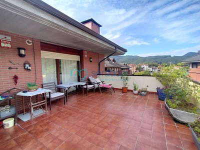 Duplex en venta en El Puente, con 2 dormitorios, 2 baños, plaza de garaje, trastero, balcón y terraza