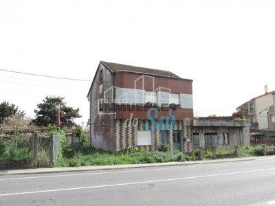 Casa en venta en Puentecesures