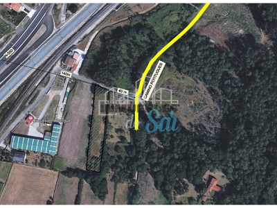 Terreno rústico en venta en Padrón