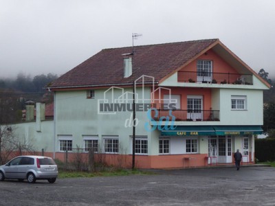 Bar - restaurante - vivienda en venta en Dodro, Imo, con 5 dormitorios, 3 baños, 2 plazas de garaje y balcón