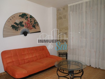 Apartamento en alquiler en Padrón, con 1 dormitorio y baño