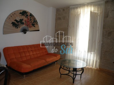 Apartamento en alquiler en Padrón, con 1 dormitorio y baño