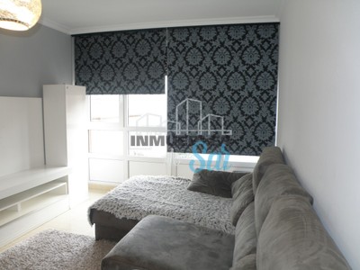 Piso en alquiler en Puentecesures, con 3 dormitorios, baño, aseo, plaza de garaje y trastero