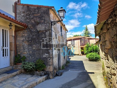 Casa a restaurar en venta en Dodro