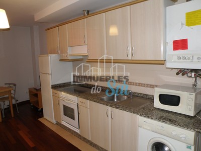 Duplex en alquiler en Ames, con 1 dormitorio, baño, plaza de garaje y trastero