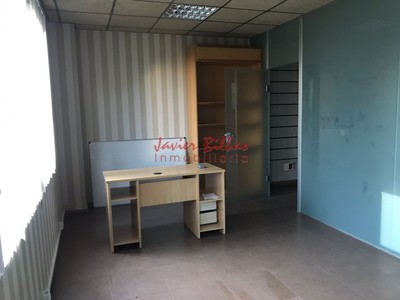 Oficina en alquiler en Trapagaran