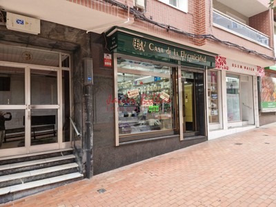 Locales en alquiler en Barakaldo, Centro, con baño