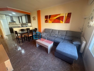 Apartamento en alquiler en Alcalá Del Júcar, con 2 dormitorios, aseo, trastero y balcón