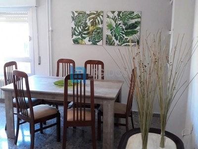 Piso en alquiler en Albacete, Franciscanos, con 3 dormitorios, 2 baños y balcón