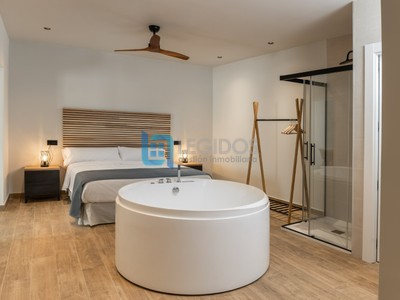 Apartamento en alquiler vacacional en Alcalá Del Júcar, con 1 dormitorio y baño