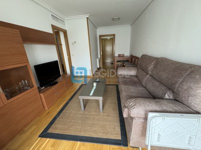 Piso en alquiler en Albacete, con 2 dormitorios y baño