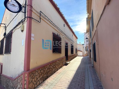 Local en venta en Recueja