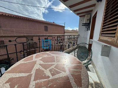 Casa en venta en Casas Del Cerro, con 4 dormitorios, 2 baños, aseo, 2 plazas de garaje, trastero, balcón y terraza