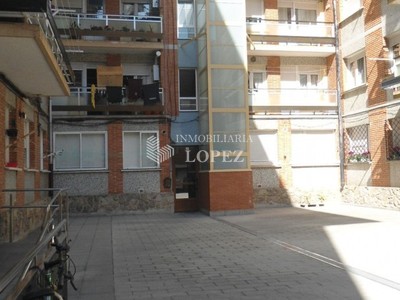 Piso en venta en Lekeitio, Trinkete, con 3 dormitorios, baño y trastero