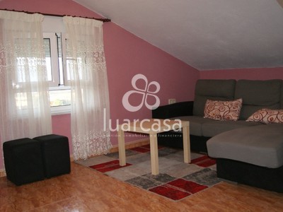 Casa en alquiler en Luarca, Alrededores Luarca, con 3 dormitorios, baño, 2 plazas de garaje, terraza y terreno