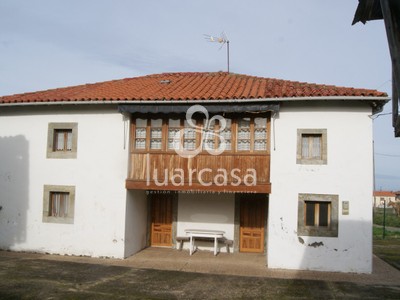 Casa en venta en Cudillero, Alrededores Cudillero, con 3 dormitorios, 2 baños, trastero y terreno