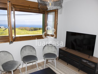 Casa en alquiler en Cudillero, Alrededores Cudillero, con 4 dormitorios, baño, 2 plazas de garaje, trastero y terreno