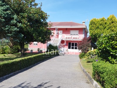 Casa en venta en Muros De Nalon, Muros De Nalon, con 16 dormitorios, 14 baños, trastero y terreno